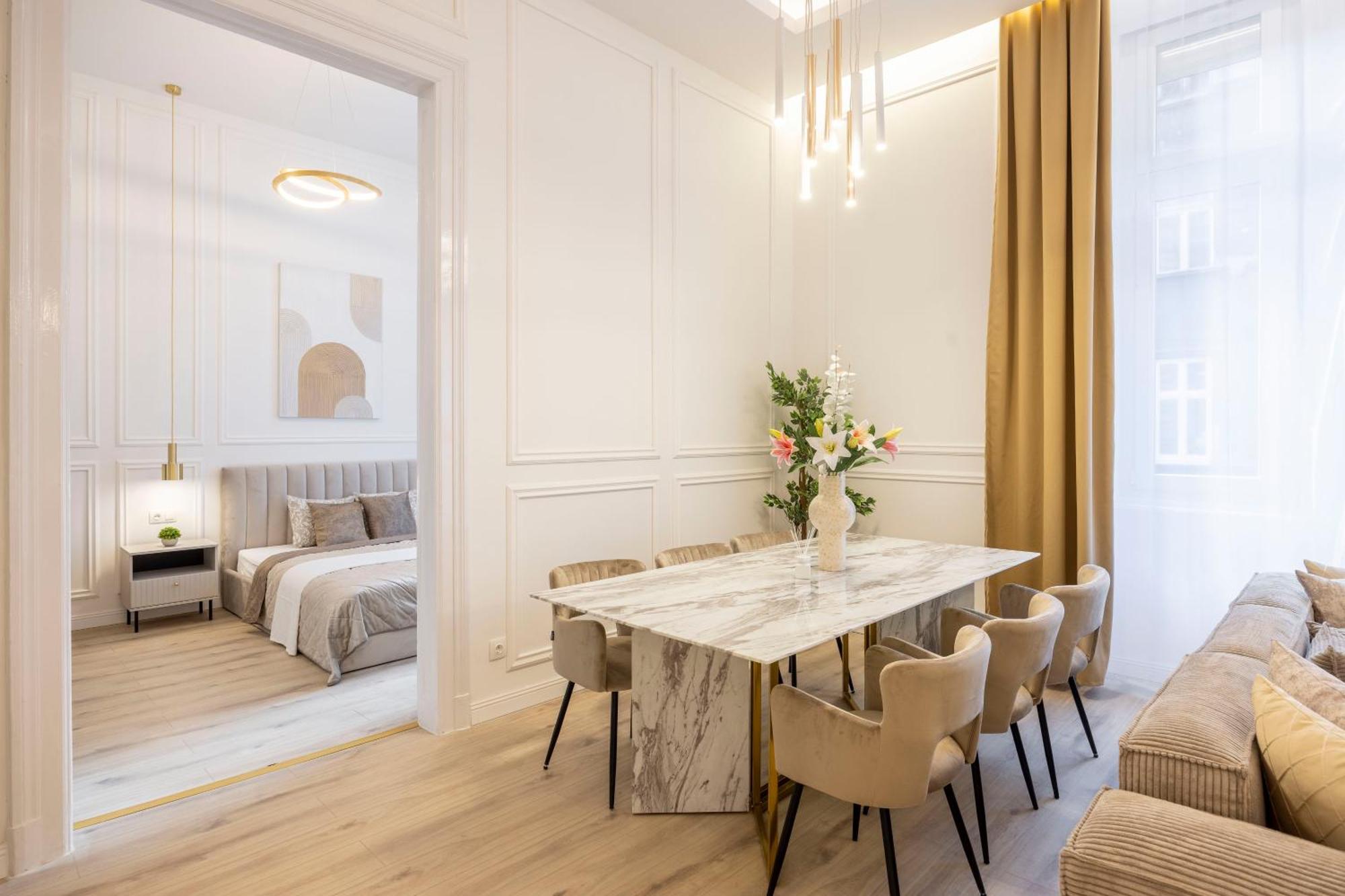 Exclusive & Prestigious Central Residence W/ Balcony Budapest Exterior foto